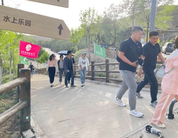 1740019340681082096.png 3.png